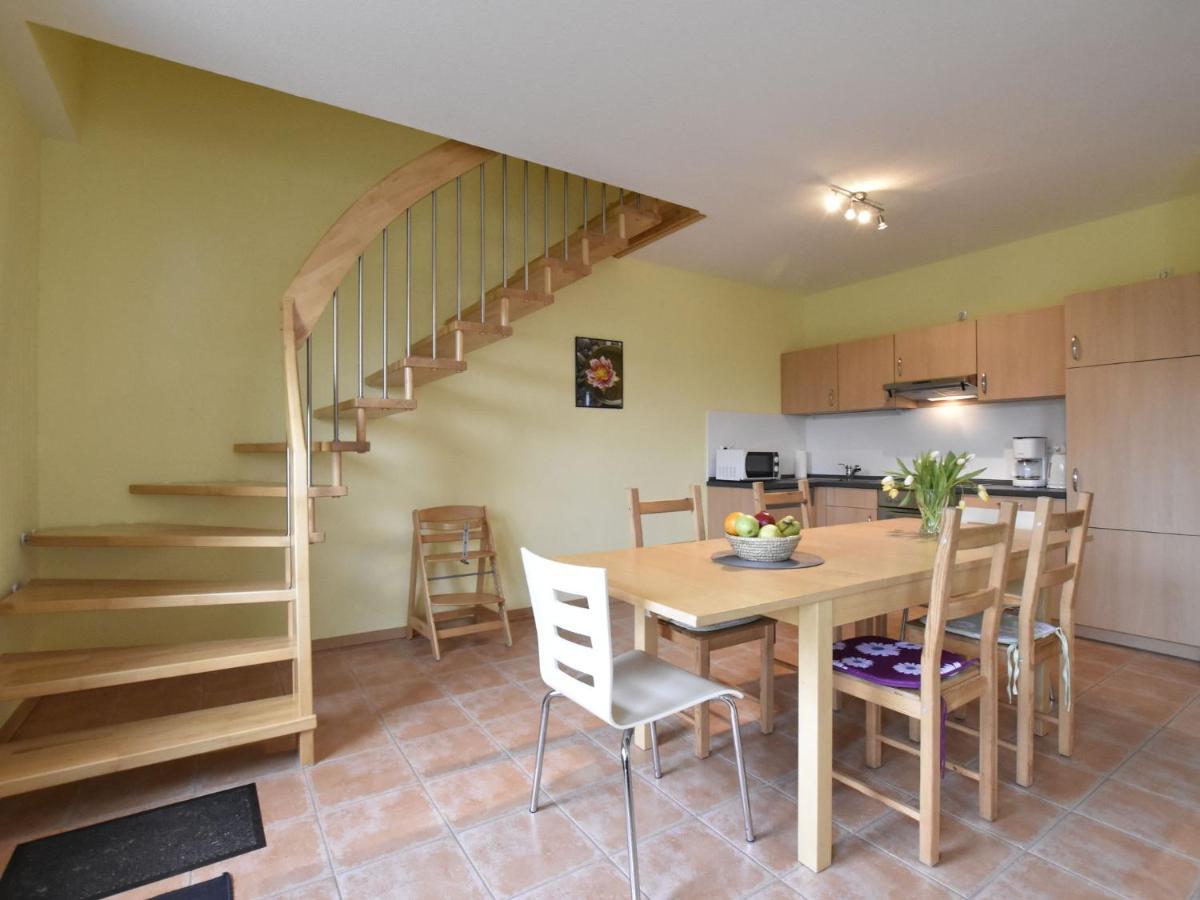 5-Bedroom Holiday Home In Zierow With Garden الغرفة الصورة