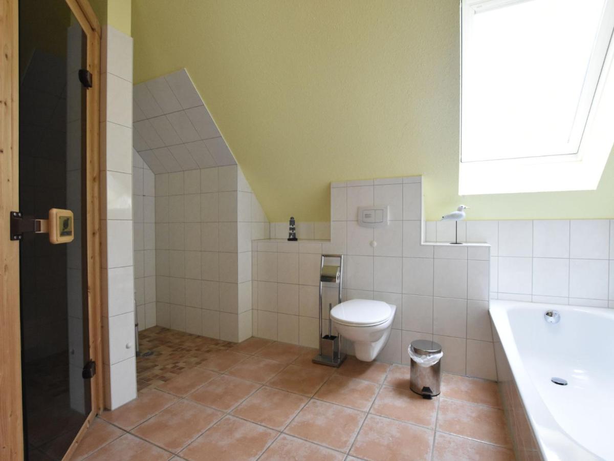 5-Bedroom Holiday Home In Zierow With Garden المظهر الخارجي الصورة