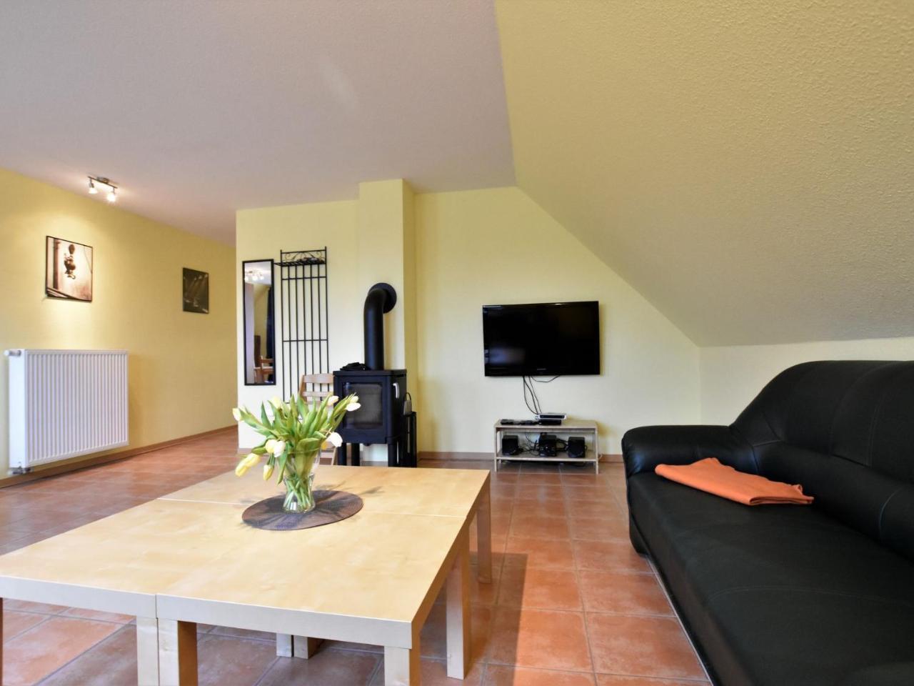 5-Bedroom Holiday Home In Zierow With Garden المظهر الخارجي الصورة